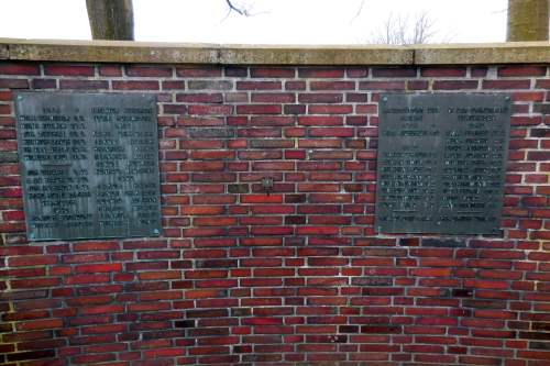 Oorlogsmonument Louisendorf #4