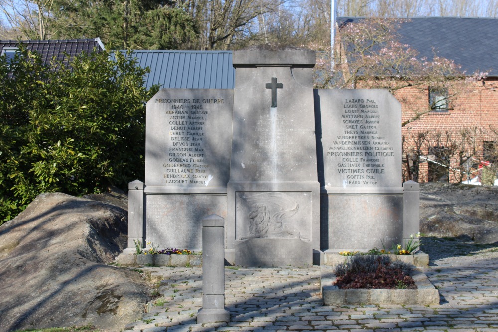 War Memorial Pitrebais #2