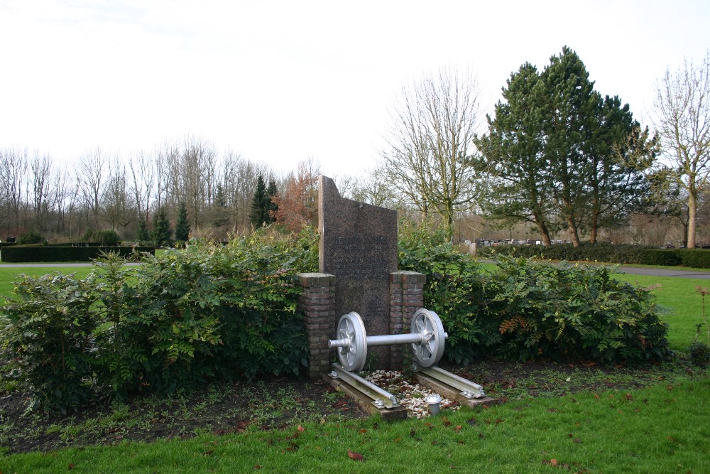 NS-monument Selwerderhof