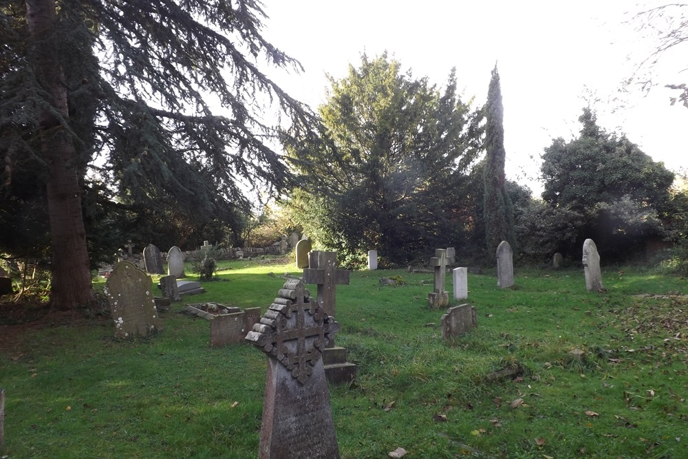 Oorlogsgraven van het Gemenebest St. Peter Churchyard #1