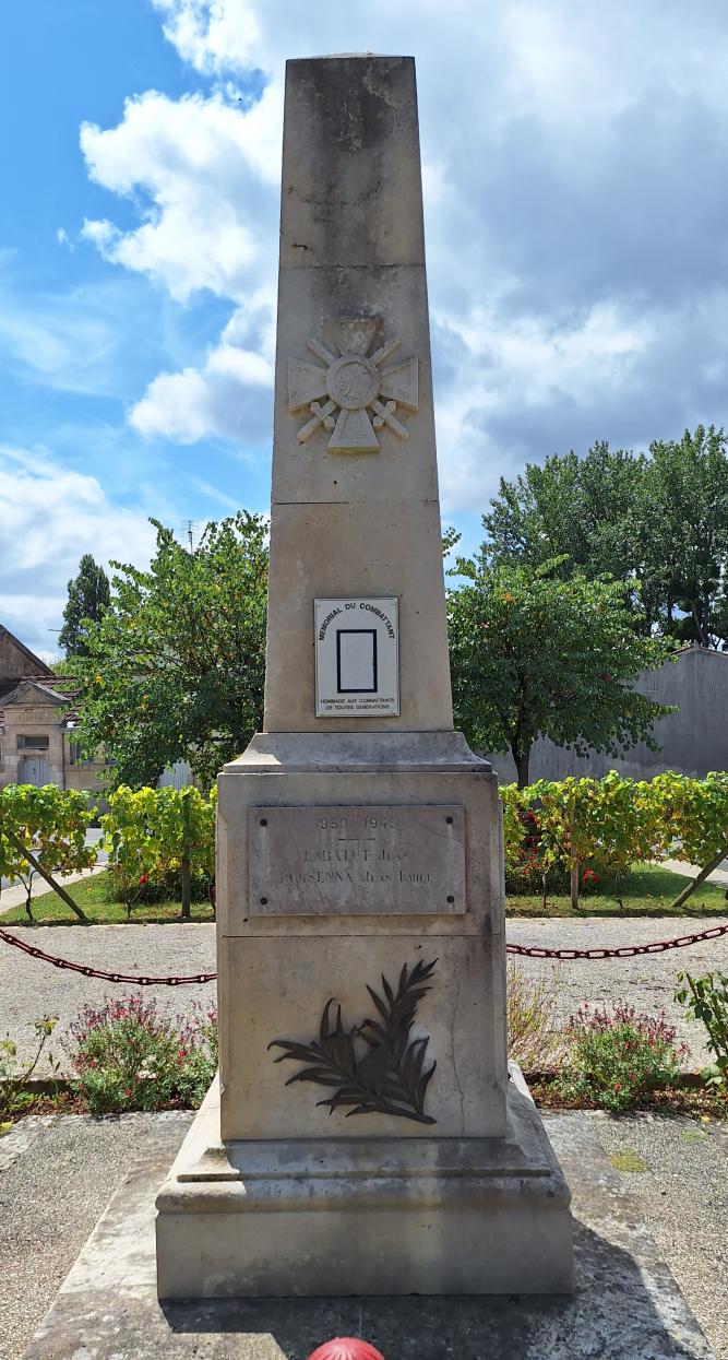 Oorlogsmonument Écoyeux #5