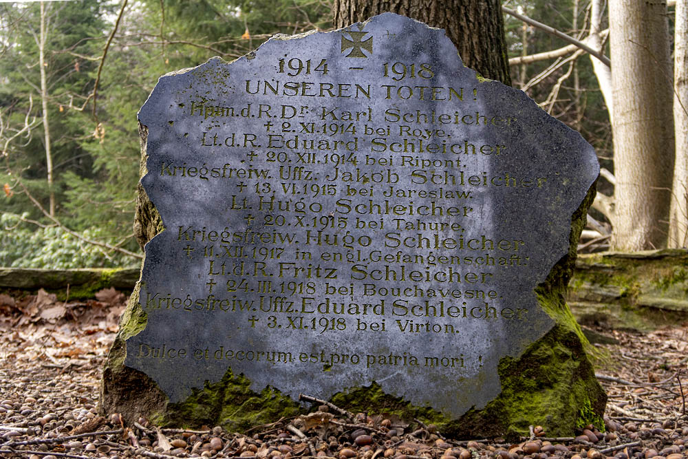 Memorial Stone Family Schleicher #2