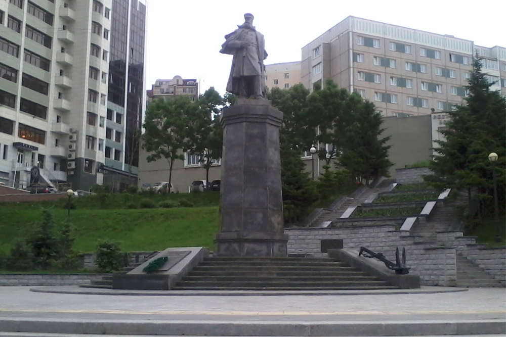 Memorial Admiral Stepan Makarov