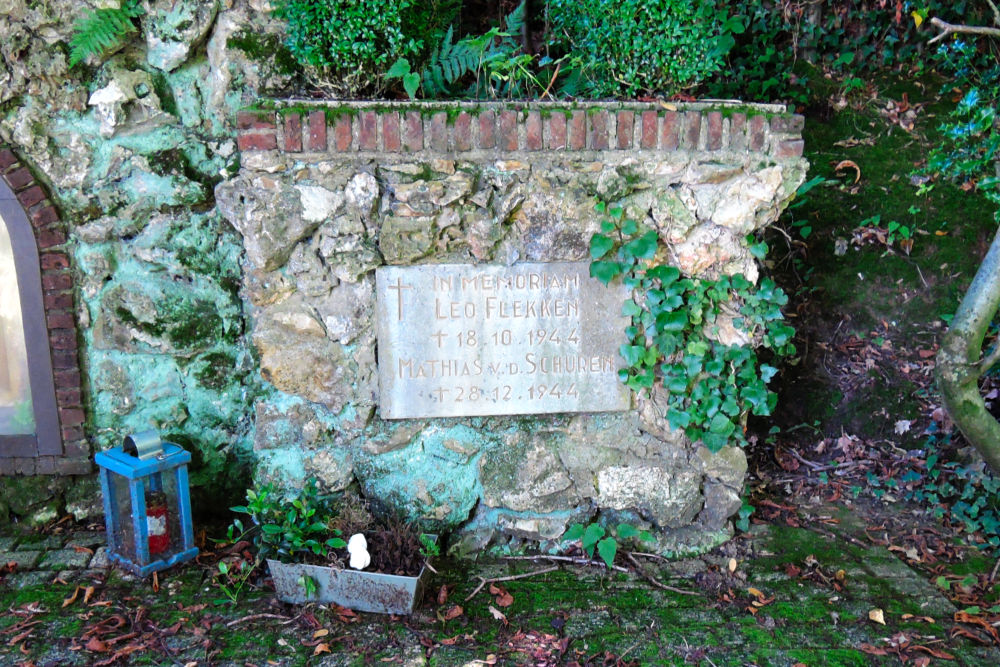 Oorlogsmonument Hoeve De Linde #2