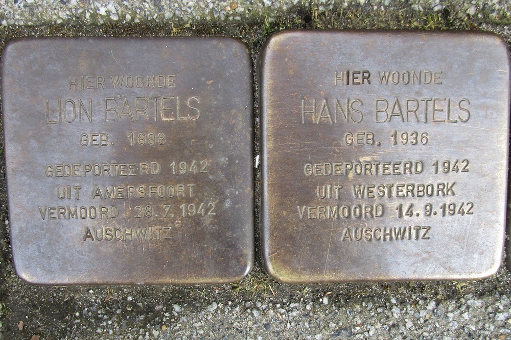 Stolpersteine Oudedijk 57a #2