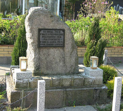 Memorial Lieutenant Edmund Łopuski