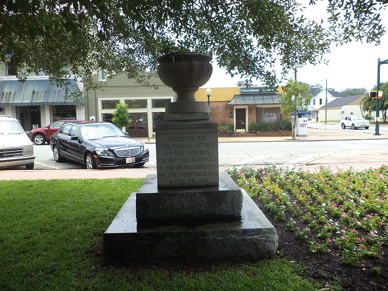 Monument United Daughters Of The Confederacy