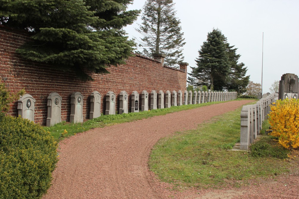 Belgian Graves Veterans Sint-Pieters-Leeuw Cemetery #2