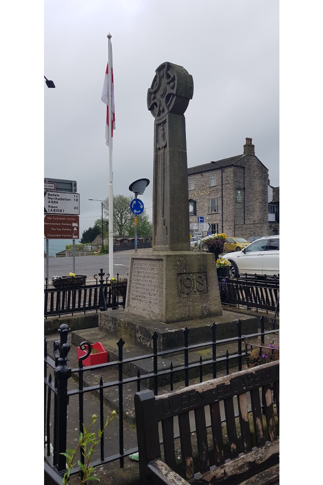 Oorlogsmonument Leyburn #4