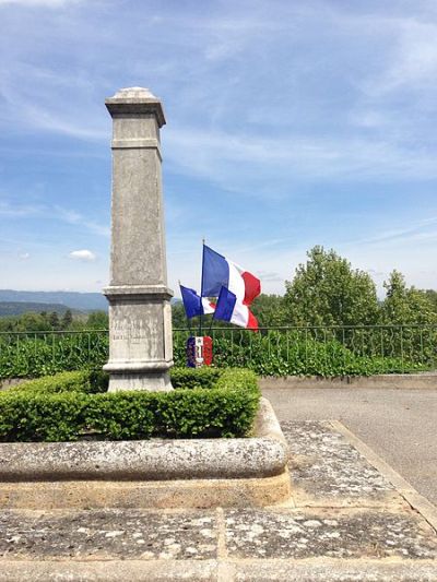 Oorlogsmonument Saint-Estve-Janson #1