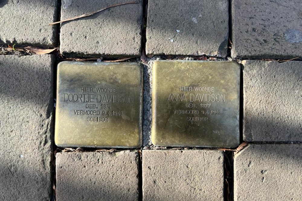 Stolpersteine Roggenstraat 19A