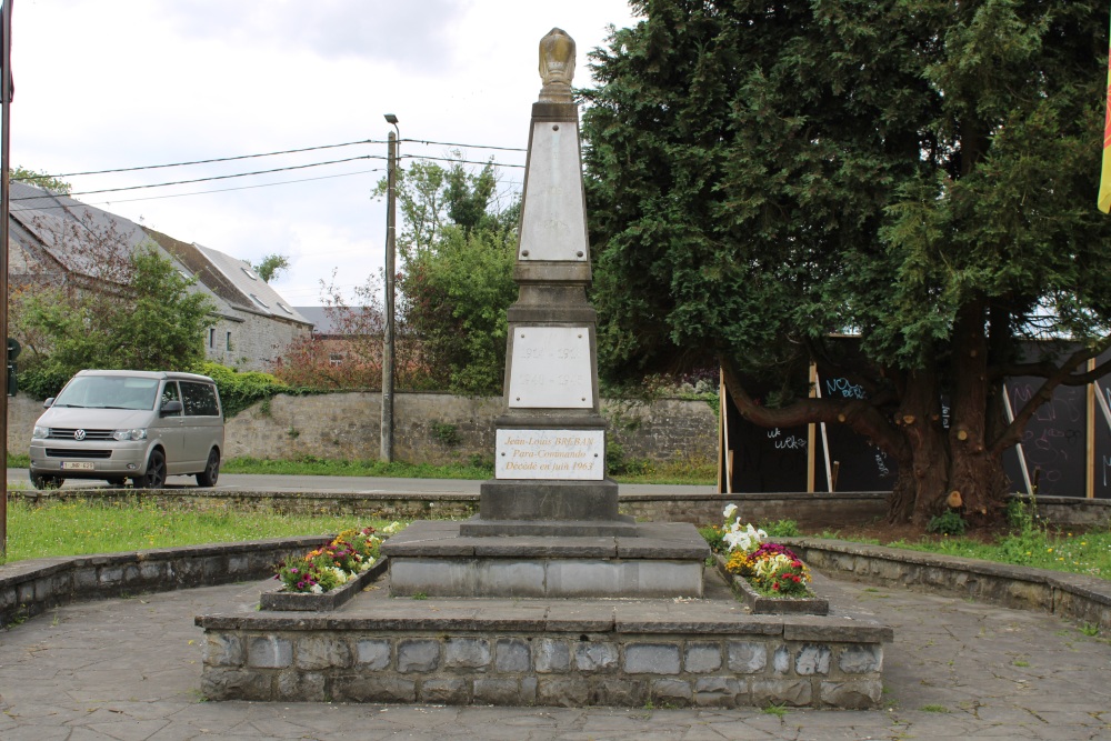 War Memorial Balâtre #1