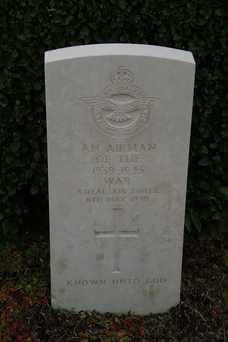 Commonwealth War Graves Gembloux #5