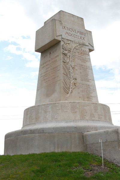 War Memorial and Grave Coulmiers #3