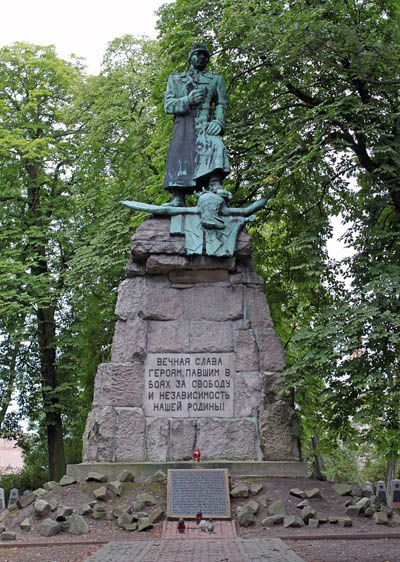 Soviet War Cemetery Wolsztyn #3