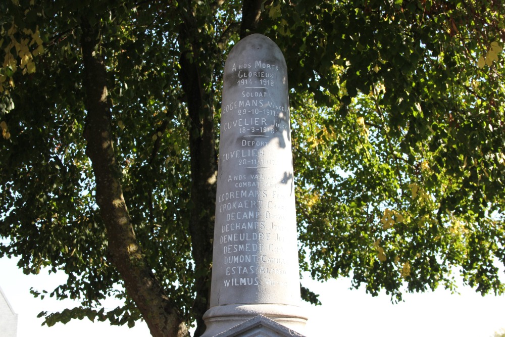 Oorlogsmonument Steenkerque #3