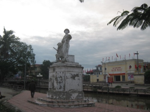 Monument Vietnam-oorlog Kim Son