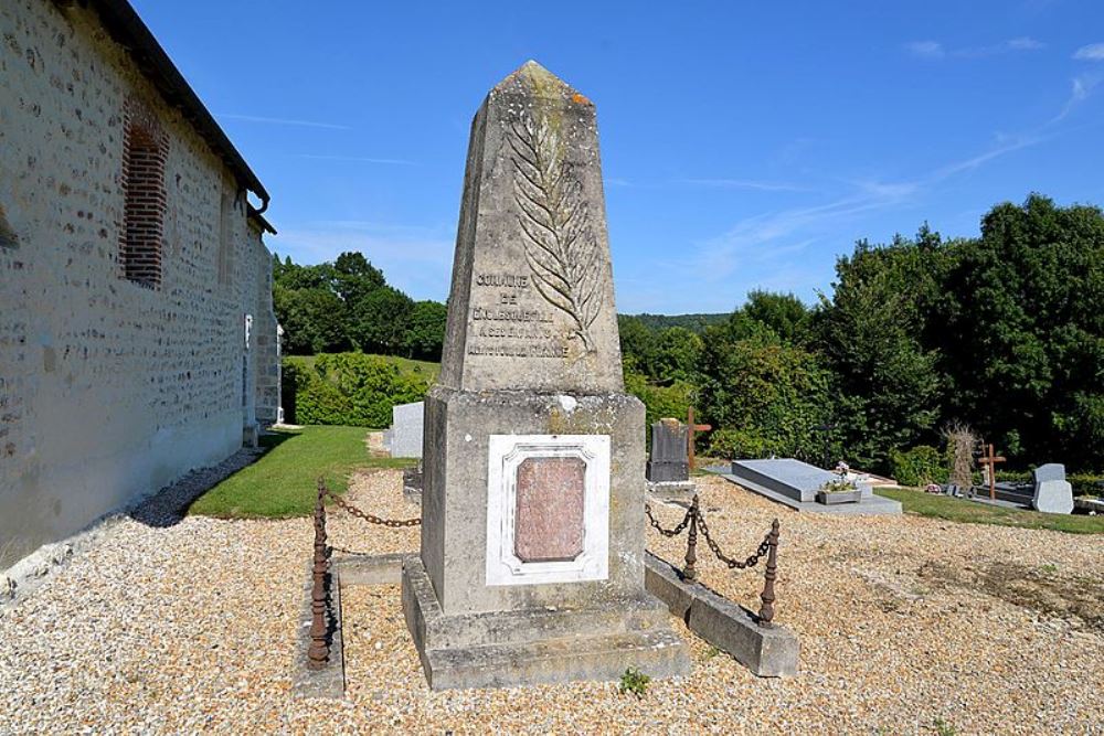 Monument Eerste Wereldoorlog Englesqueville-en-Auge #1