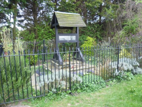 Monument Omgekomen Piloten Walmer Aerodrome #1