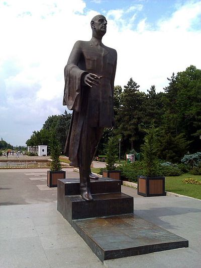 Statue Charles de Gaulle Boekarest