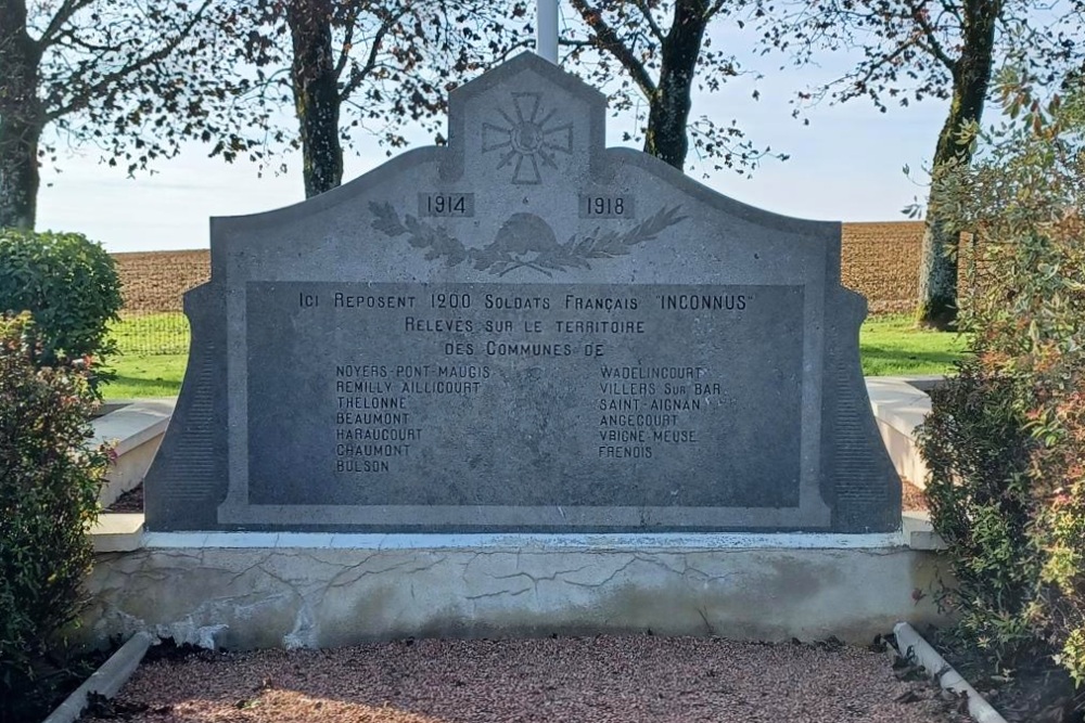 French War Cemetery La Marfe #4