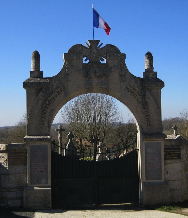 War Memorial Bio