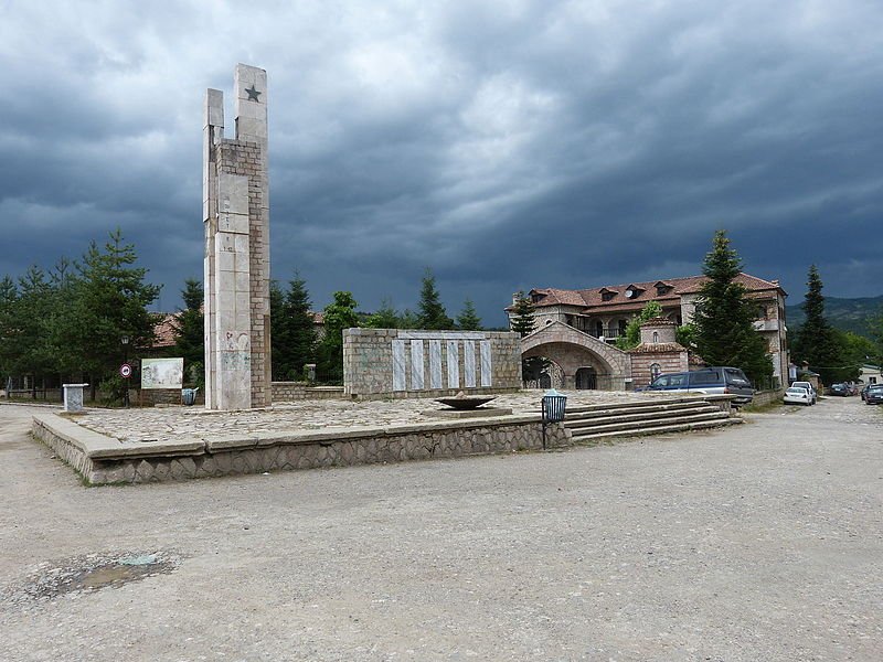 Monument Tweede Wereldoorlog Voskopoj #1