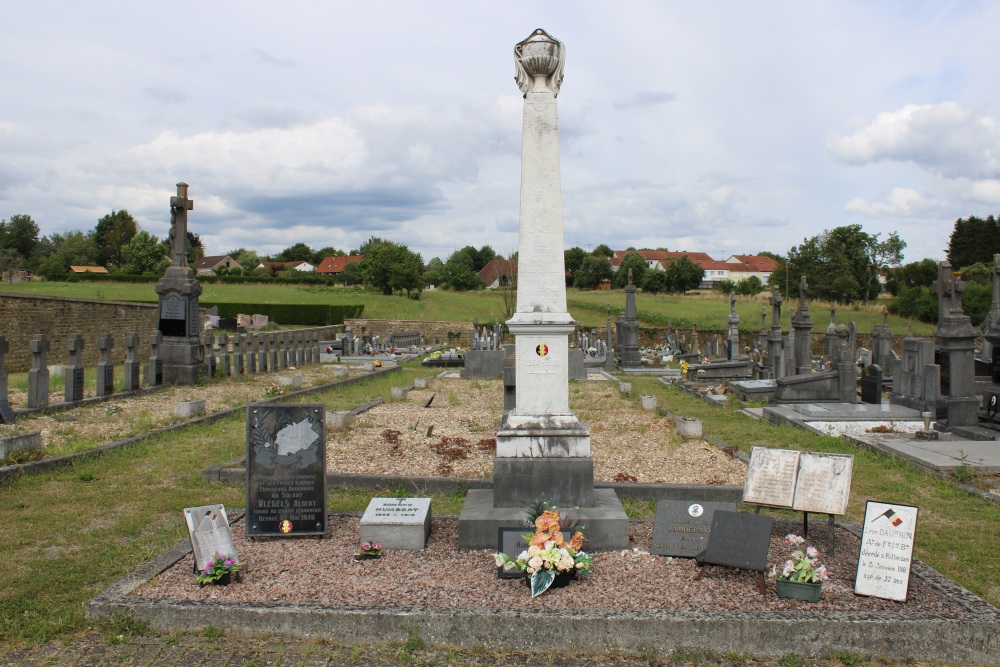 Oorlogsmonument Virton Begraafplaats #2