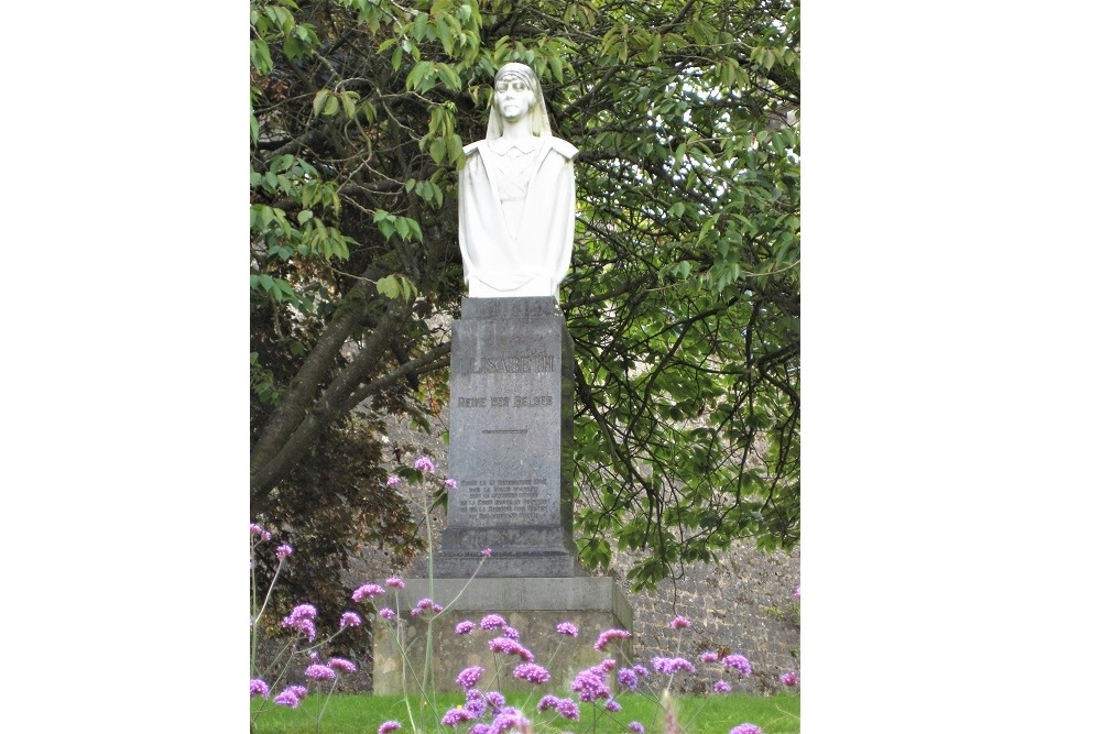 Monument Koningin Elisabeth #1