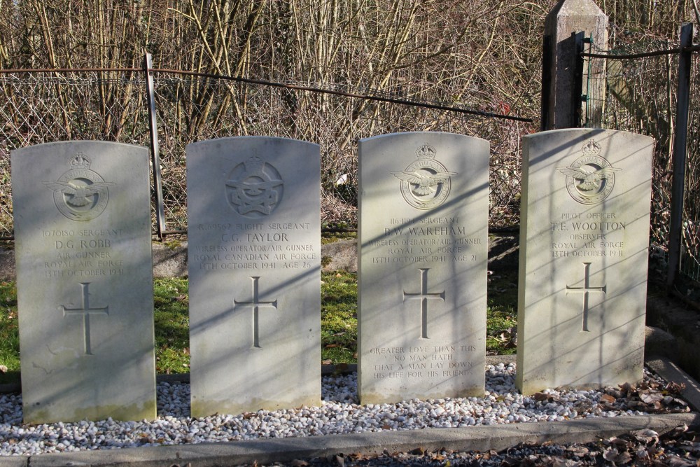 Citadel Dinant Commonwealth War Graves #5