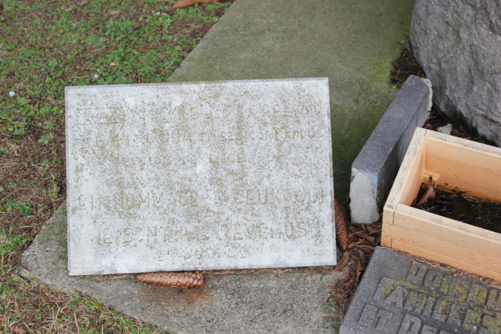 Monument Politieke Gevangenen en Gedeporteerden Lige Begraafplaats Robermont #3