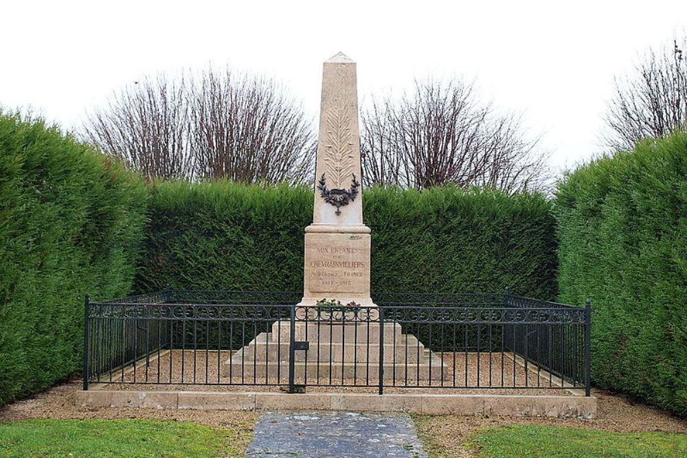 War Memorial Chevrainvilliers