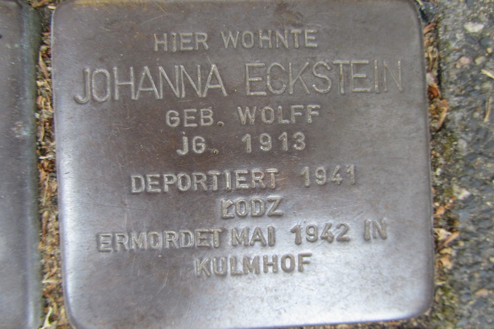 Stolpersteine Im Weichserhof 8 #3