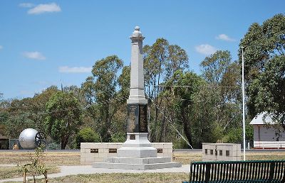 Oorlogsmonument Broadford #1