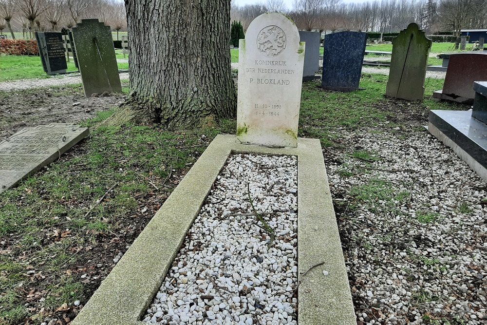 Dutch War Graves IJsselmonde #2