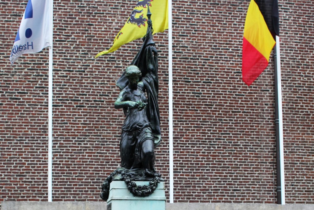 Oorlogsmonument Harelbeke #3