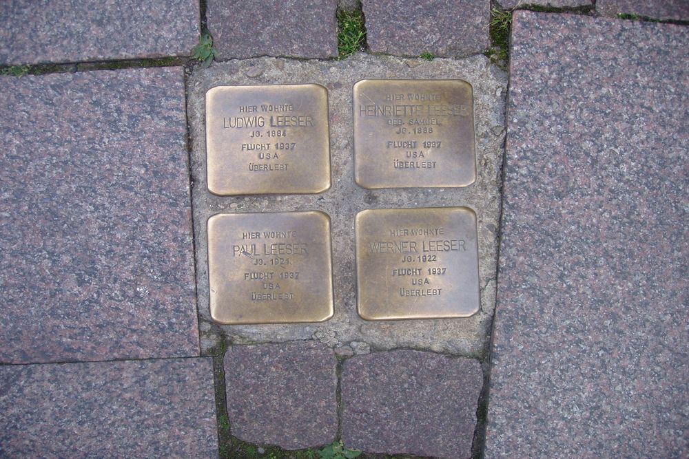 Stolpersteine Marktplatz 1