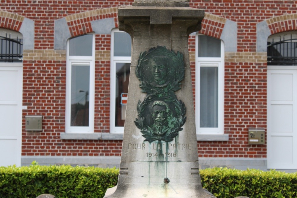War Memorial Chapelle-à-Oie #3