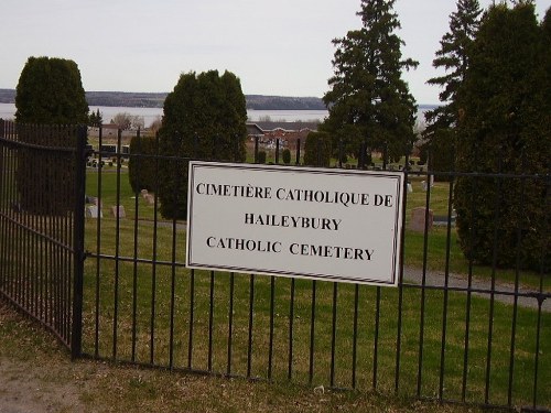 Oorlogsgraf van het Gemenebest Haileybury Roman Catholic Cemetery #1