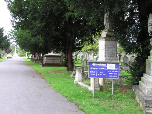 Commonwealth War Graves Ladywell Cemetery #1