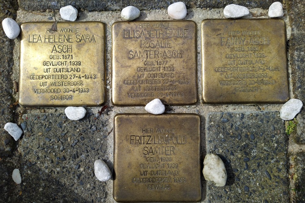 Stolpersteine Zwarteweg 70