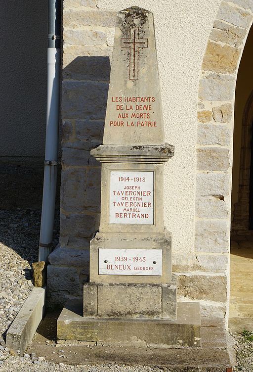 War Memorial La Demie