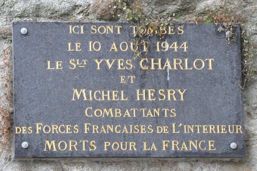Monument Michel Hesry en Yves Charlot #1