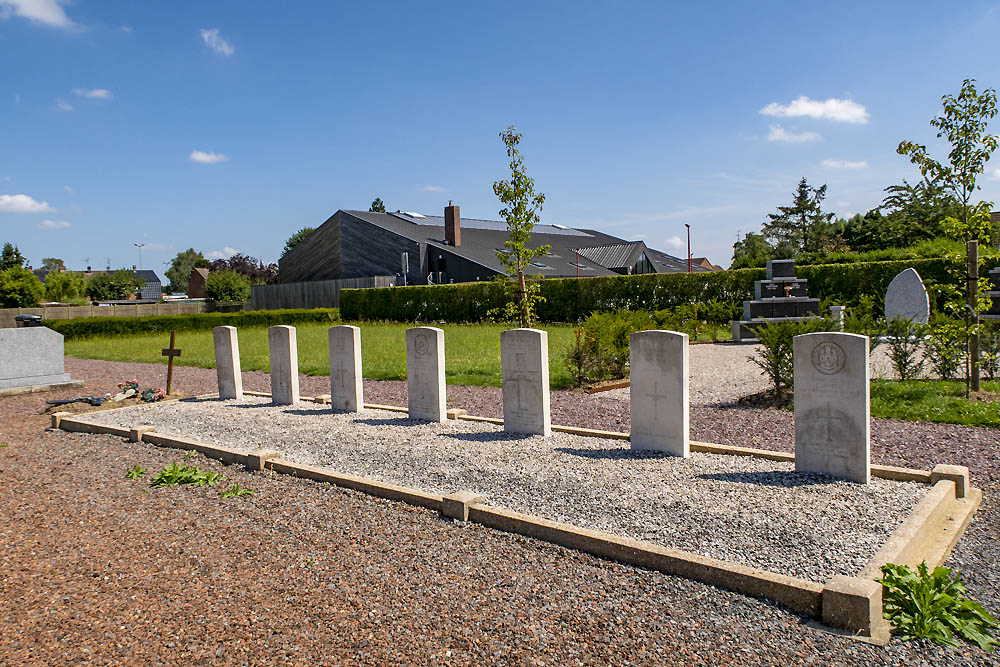 Oorlogsgraven van het Gemenebest Avelin #1