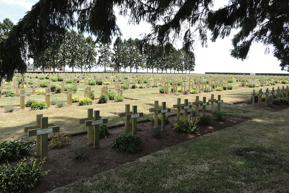 Frans-Duitse Oorlogsbegraafplaats Cerny-en-Laonnois #2