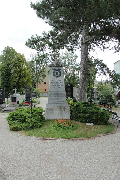 Oorlogsmonument Maria Enzersdorf #1