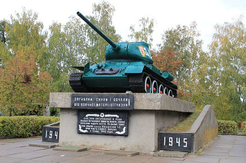 Liberation Memorial (T-34/85 Tank) Berezan #1