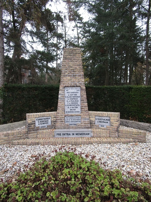 War Memorial Holten #5