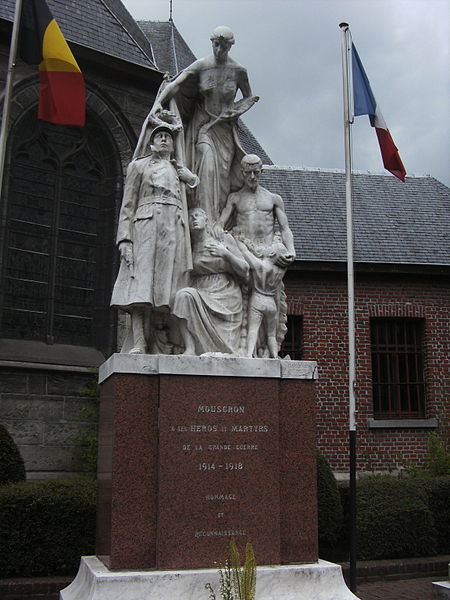 Oorlogsmonument Mouscron #1