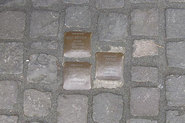 Stolpersteine Lange Straße 15 #1